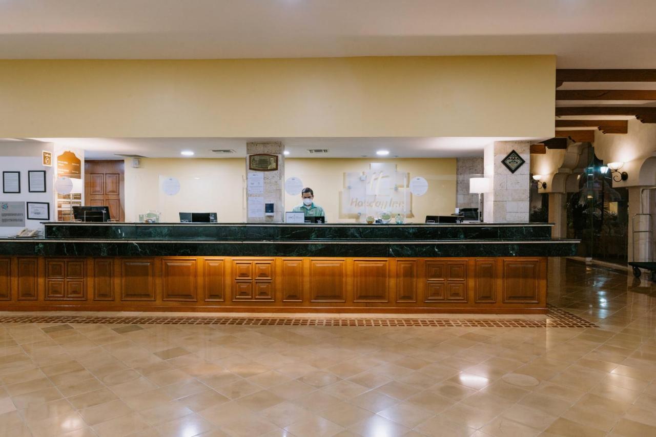 Holiday Inn Merida By Ihg Exterior photo
