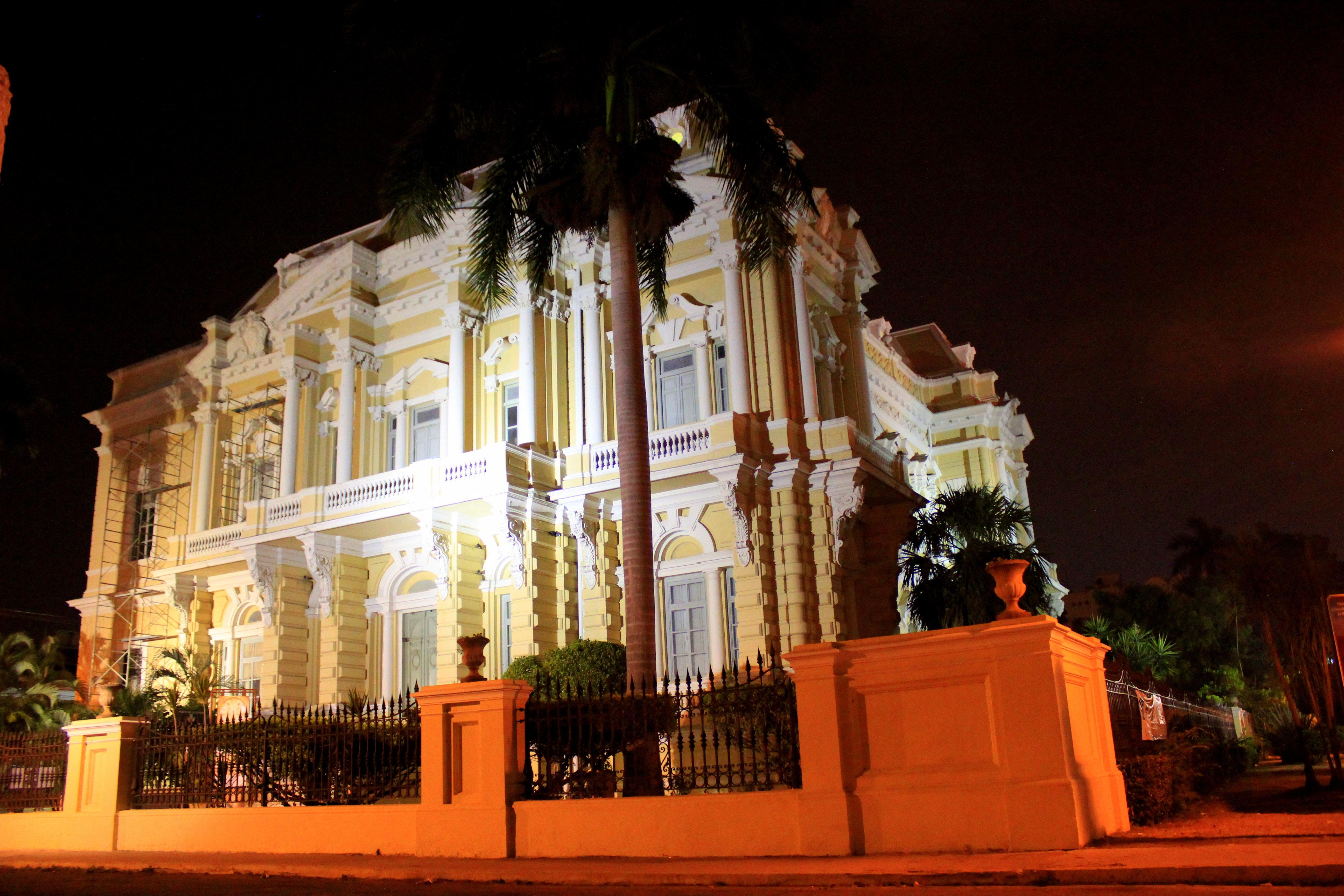 Holiday Inn Merida By Ihg Exterior photo
